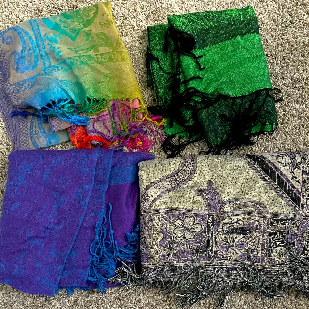 Assortment of Scarves/Pashminas